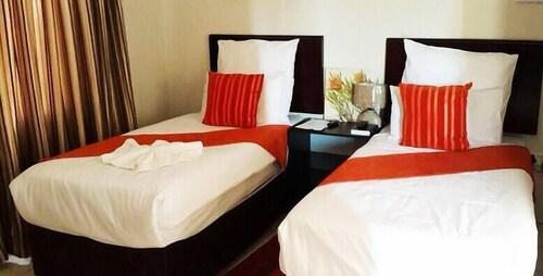 Hill View Inn Serowe Kültér fotó